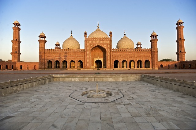 Badshahi Mosque